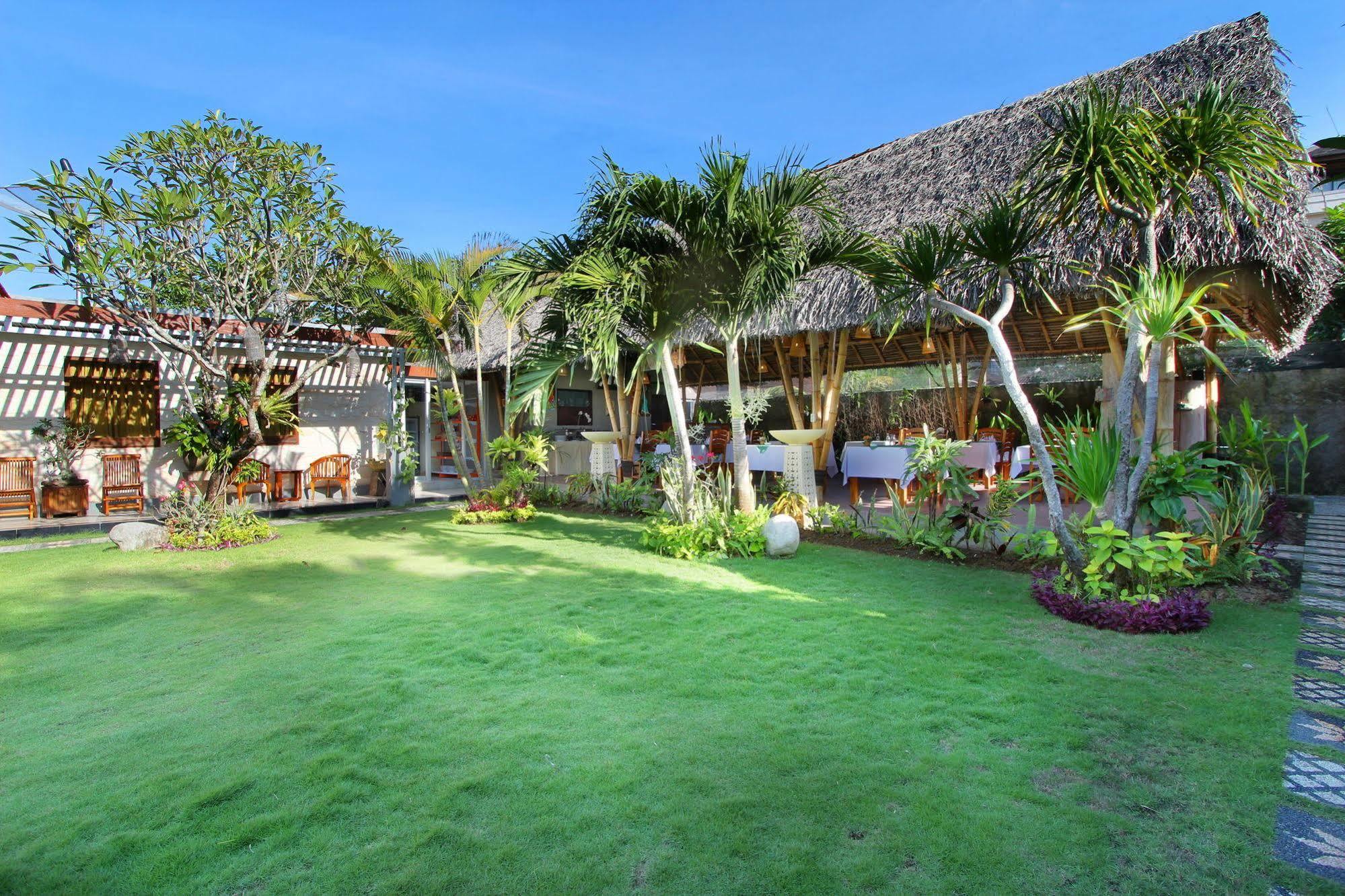 Jimbaran Lestari Hotel & Residence - Spa Dış mekan fotoğraf